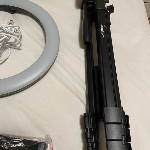 Inkeltech Dimmable LED Ring Light Tripod and Phone Holder, Makeup, TikTok, Video - Picture 6 of 12
